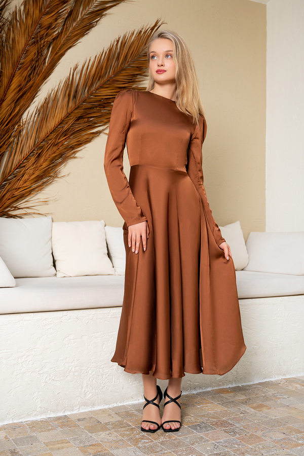 Plain Silk Perfection in Brown